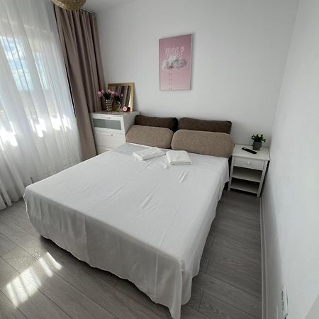 Oxana Apartments - 3 Camere - Temesvár Kültér fotó